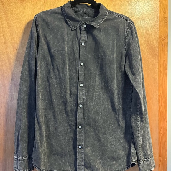 LF button up in black - Picture 4 of 6